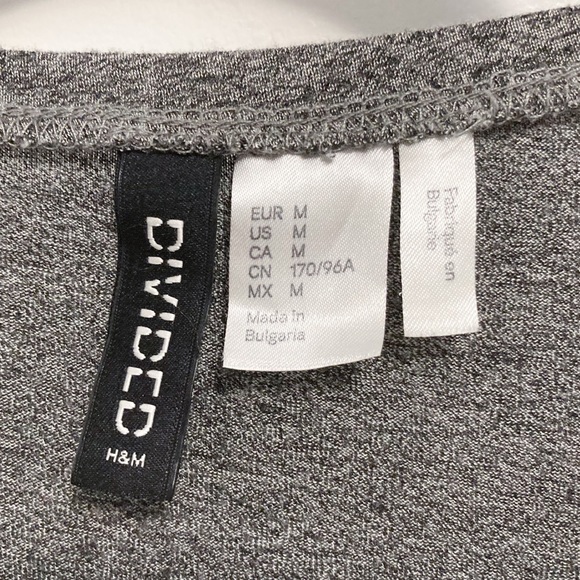 H&M T-shirt Grey w Black Mesh - Picture 4 of 5